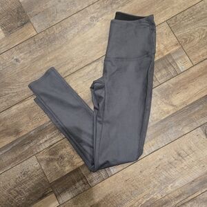DG2 by Diane Gilman Charcoal Leggings, Like New. Gray Leggings.